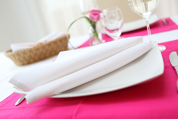 Hotels & Restaurants - Tischwäsche immer frisch und sauber vom Zentratex-Wäscheprofi